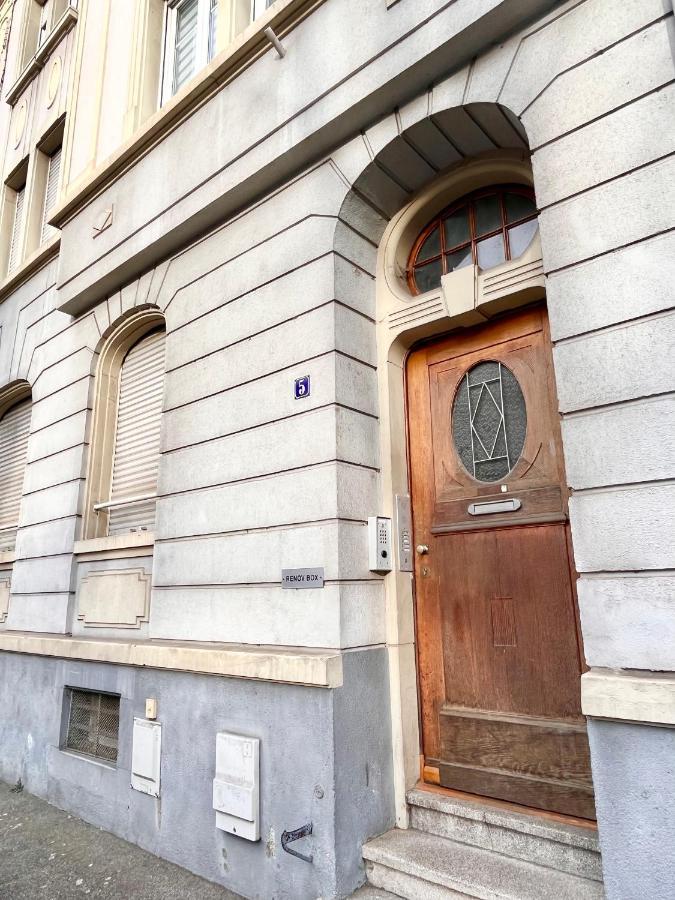 Apartamento Le Petit Loft, Mulhouse Centre Exterior foto